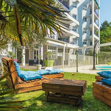 Cerise Dax - Les Jardins Du Apart-hotel 3*