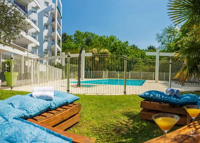 Cerise Dax - Les Jardins Du Apart-hotel